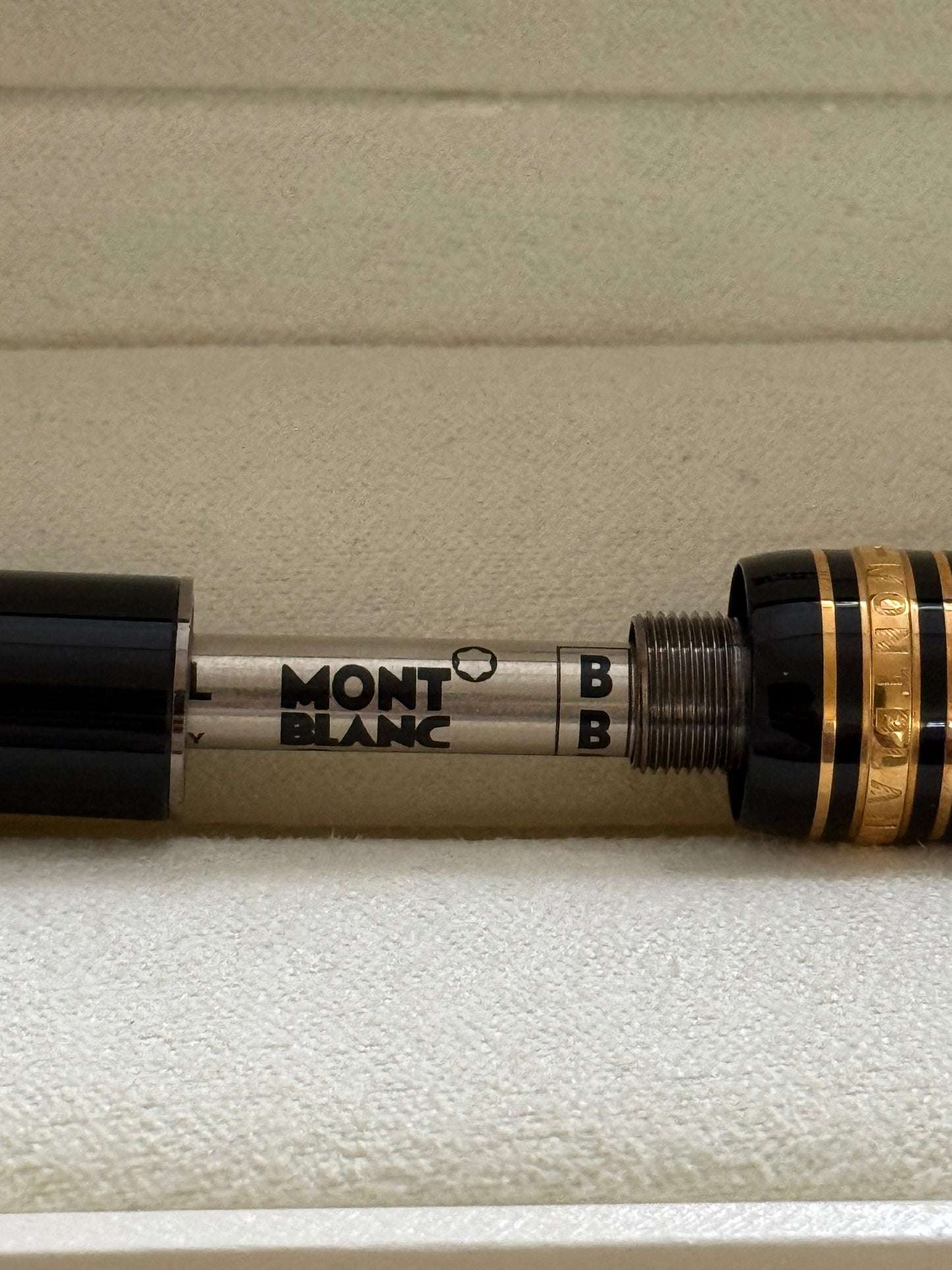 🟢 Pluma Montblanc Meisterstück LeGrand (XL) Giratoria Chapado en Oro Amarillo w/Box 🟢