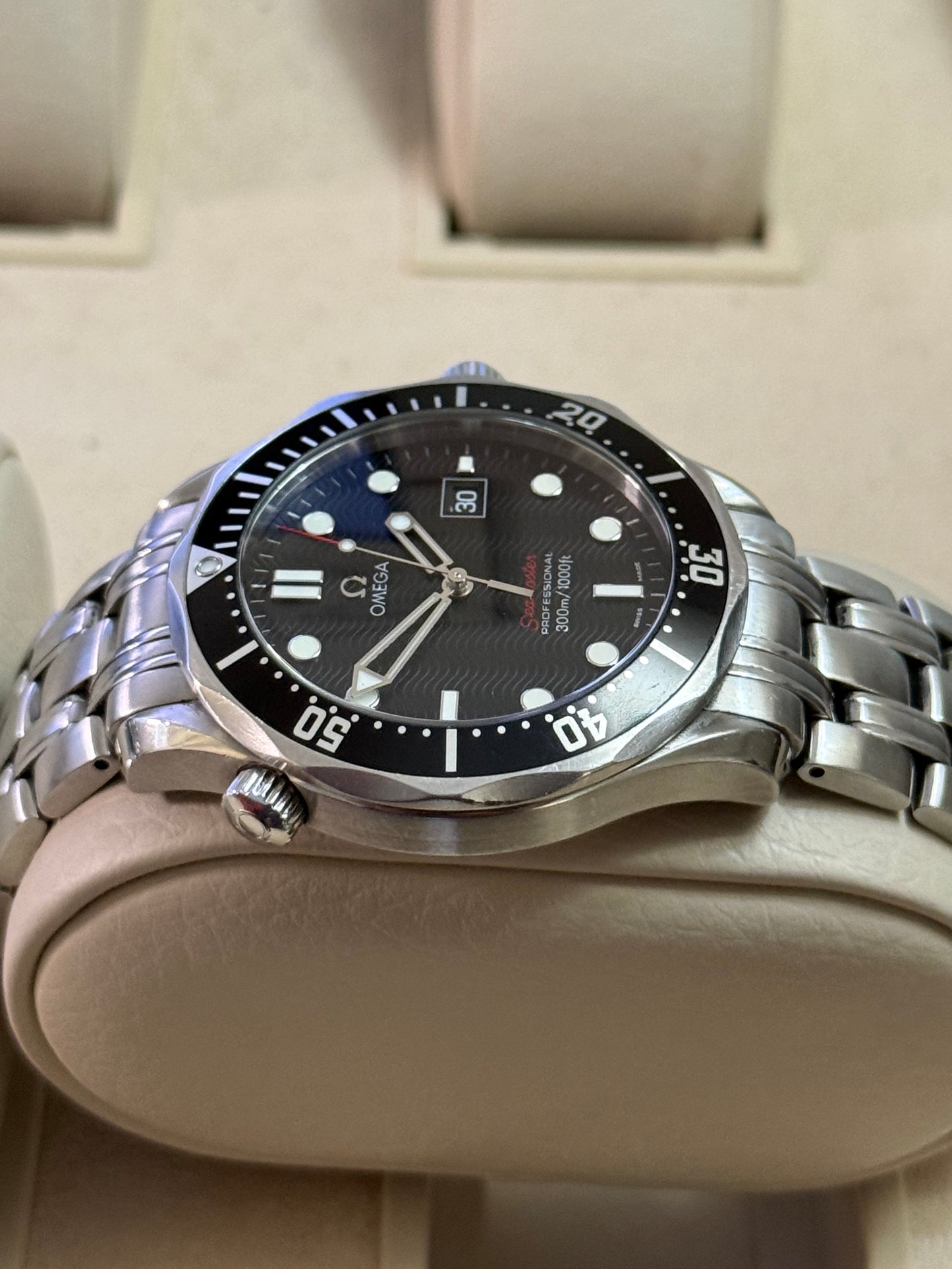 🟢 Omega Seamaster 300m Jumbo “Red” 🟢