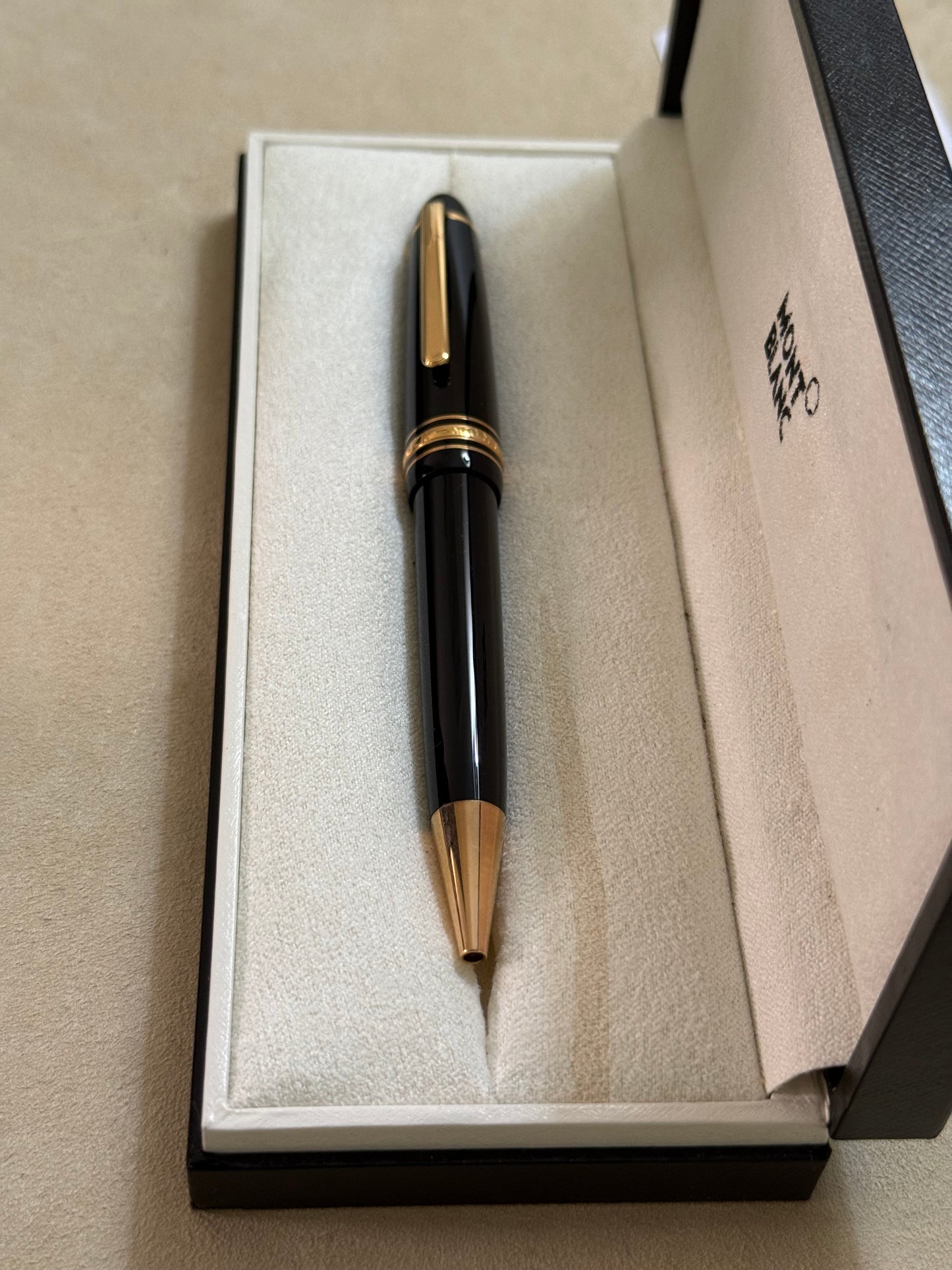 🟢 Pluma Montblanc Meisterstück LeGrand (XL) Giratoria Chapado en Oro Amarillo w/Box 🟢