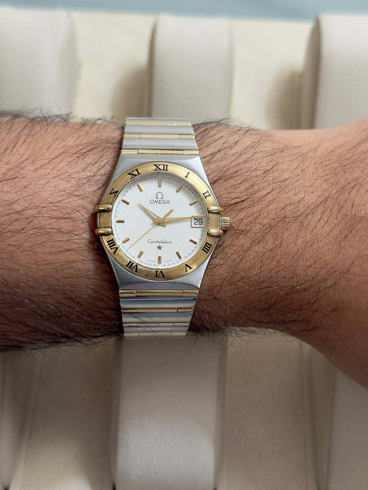 🟢 Omega Constellation Manhattan Barras de Oro 18K (moderno) w/Box 🟢
