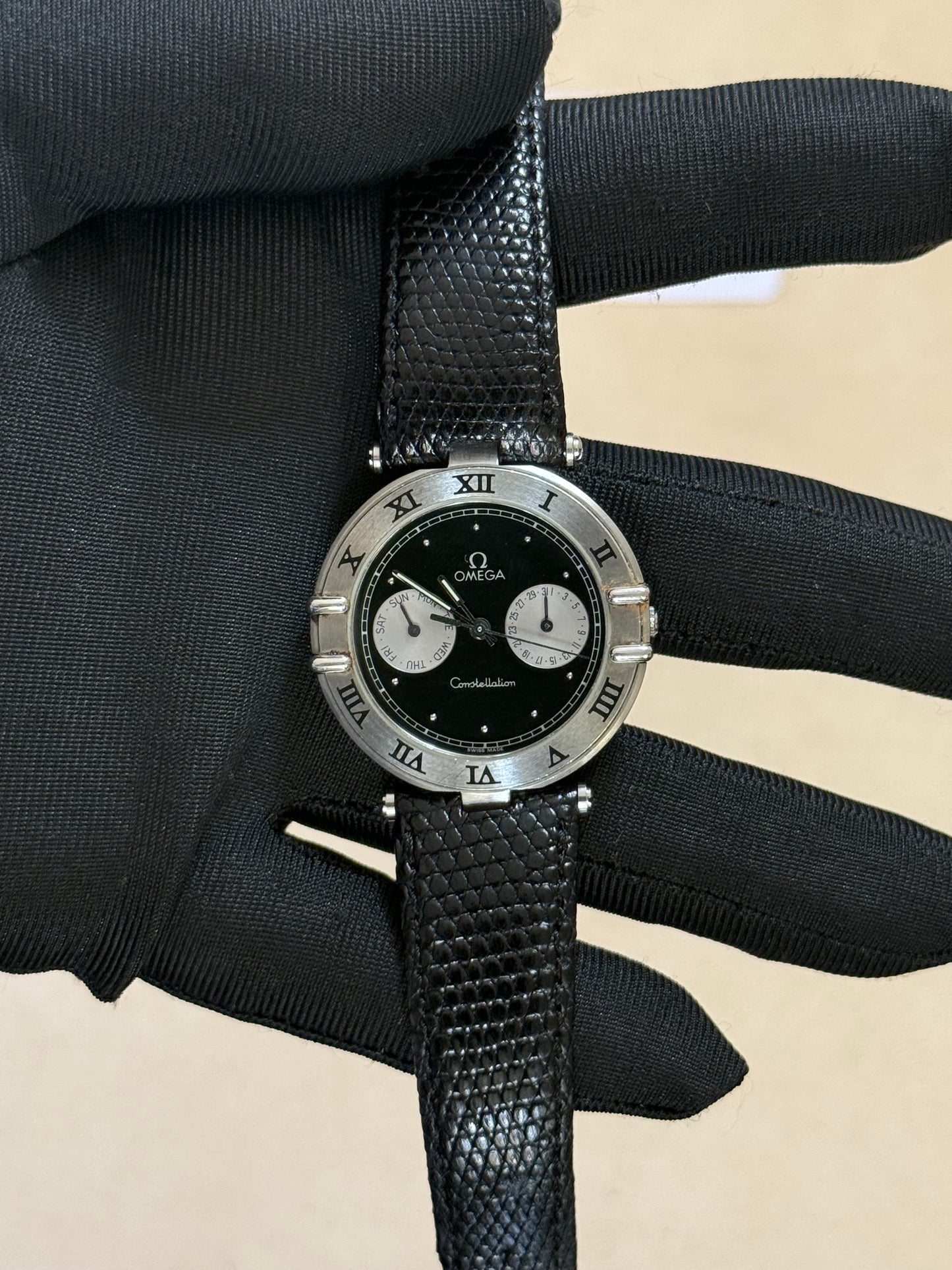 🟢 Omega Constellation Manhattan Reverse Panda Day & Date 🟢