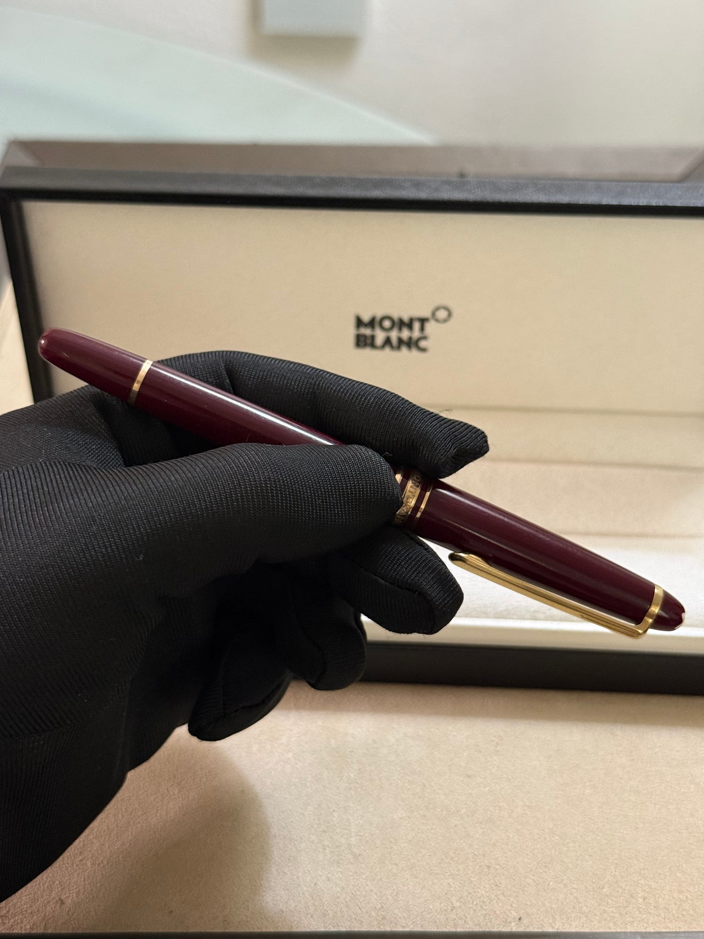 🟢 Pluma Montblanc Meisterstück Classique Chapado en Oro Amarillo (burgundy) w/Box 🟢