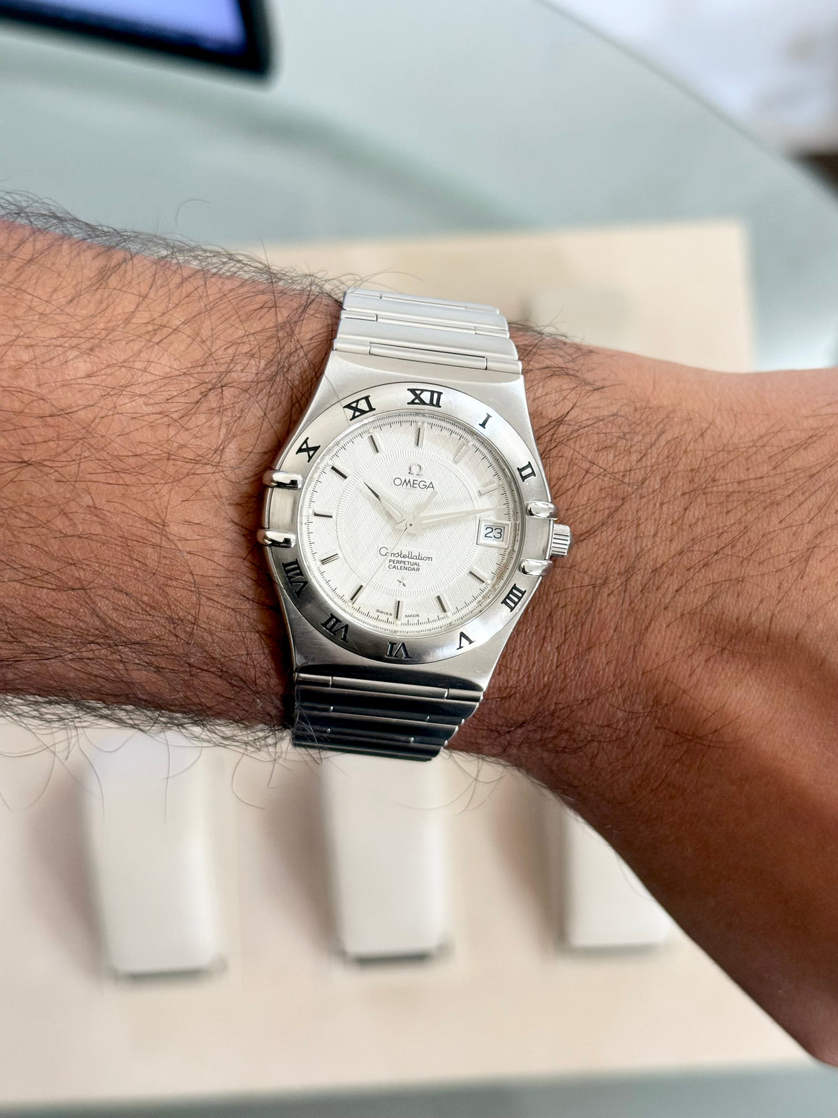 🟢 Omega Constellation Manhattan Perpetual Calendar Caja y Papeles 🟢