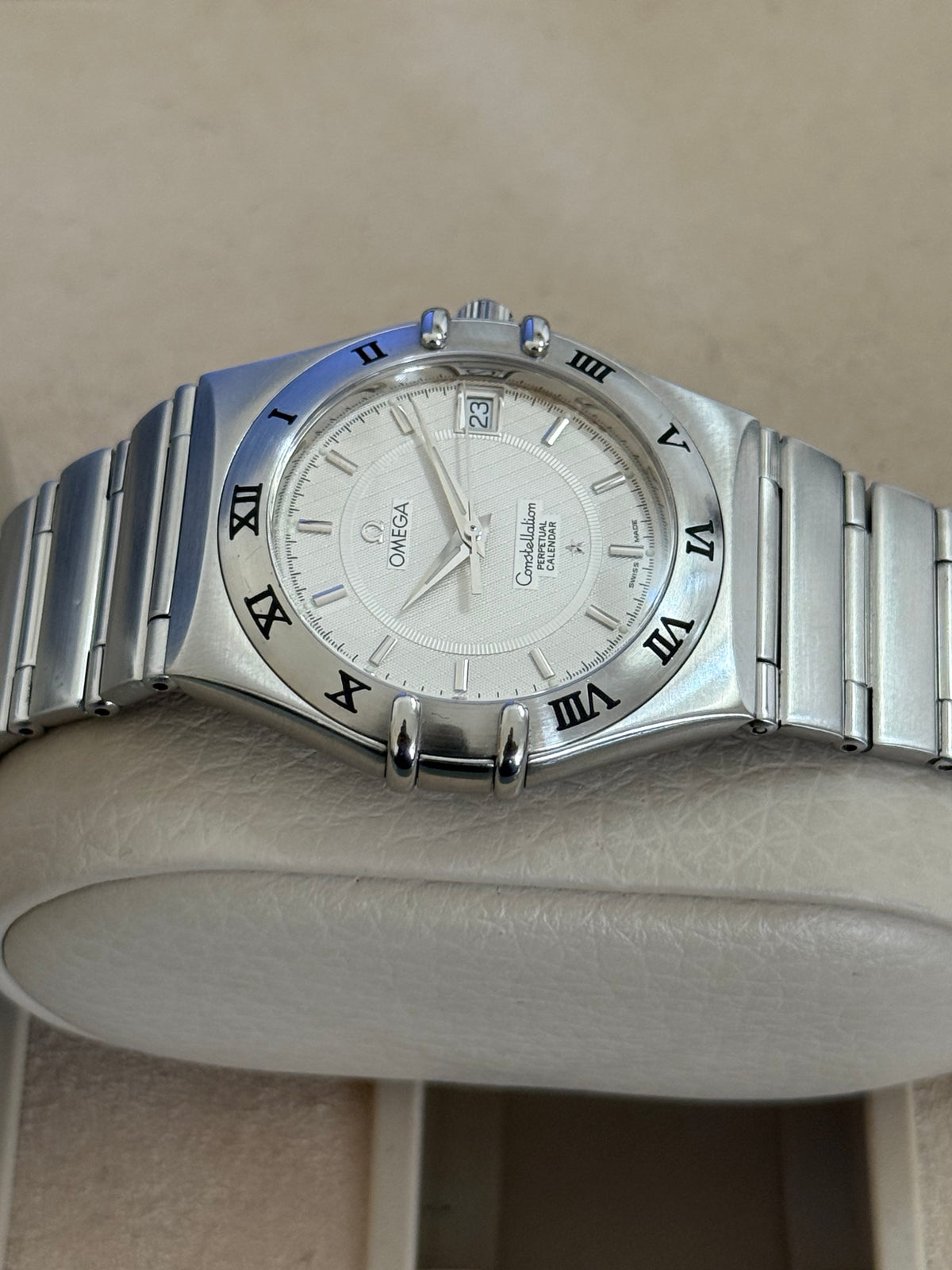🟢 Omega Constellation Manhattan Perpetual Calendar Caja y Papeles 🟢