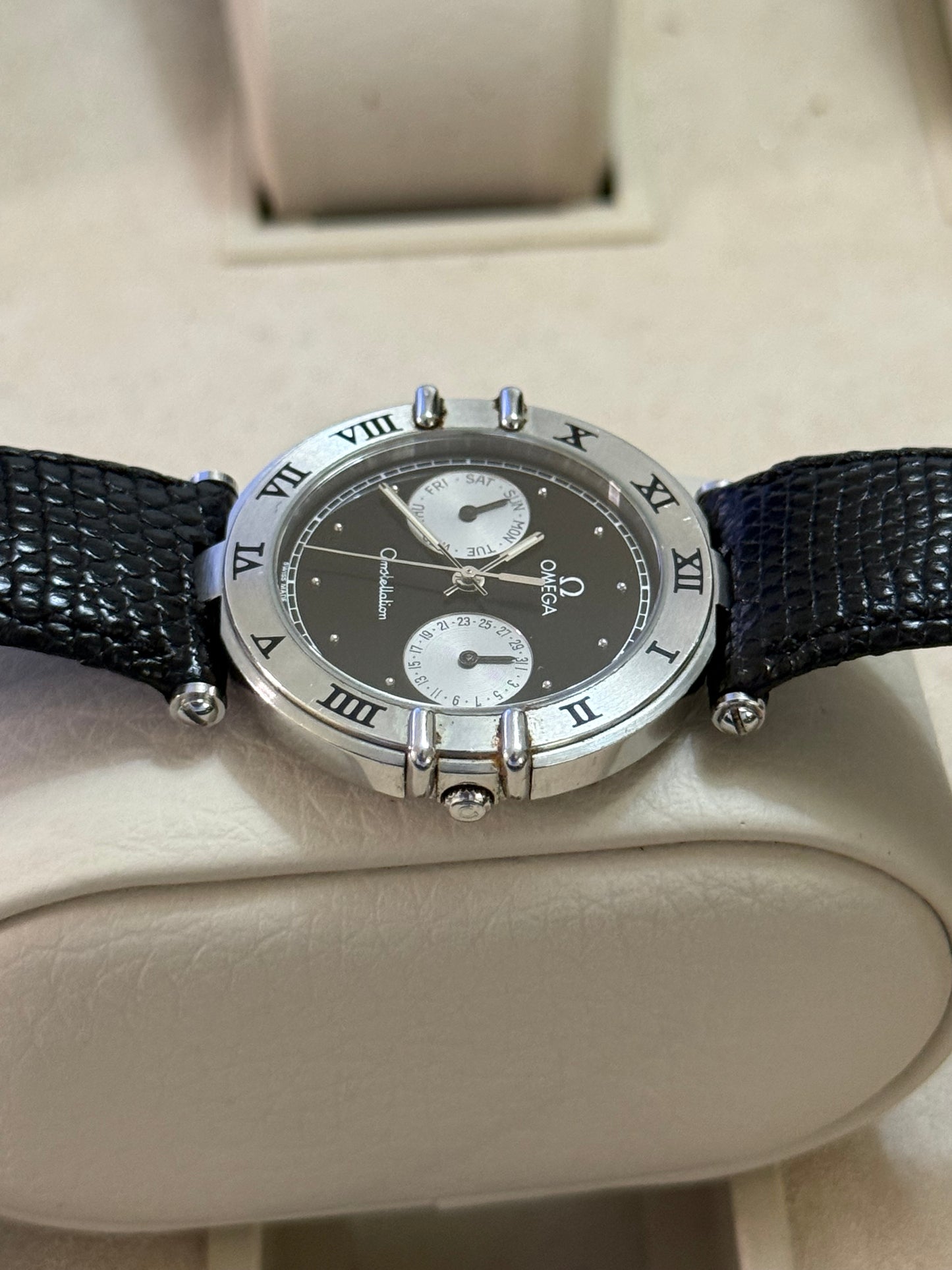 🟢 Omega Constellation Manhattan Reverse Panda Day & Date 🟢