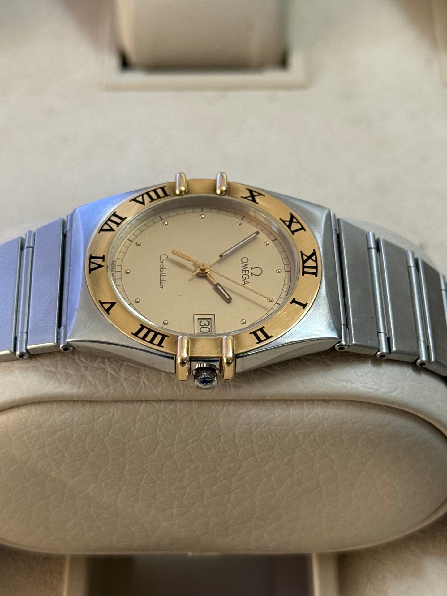 🟢 Omega Constellation Manhattan Oro 🟢
