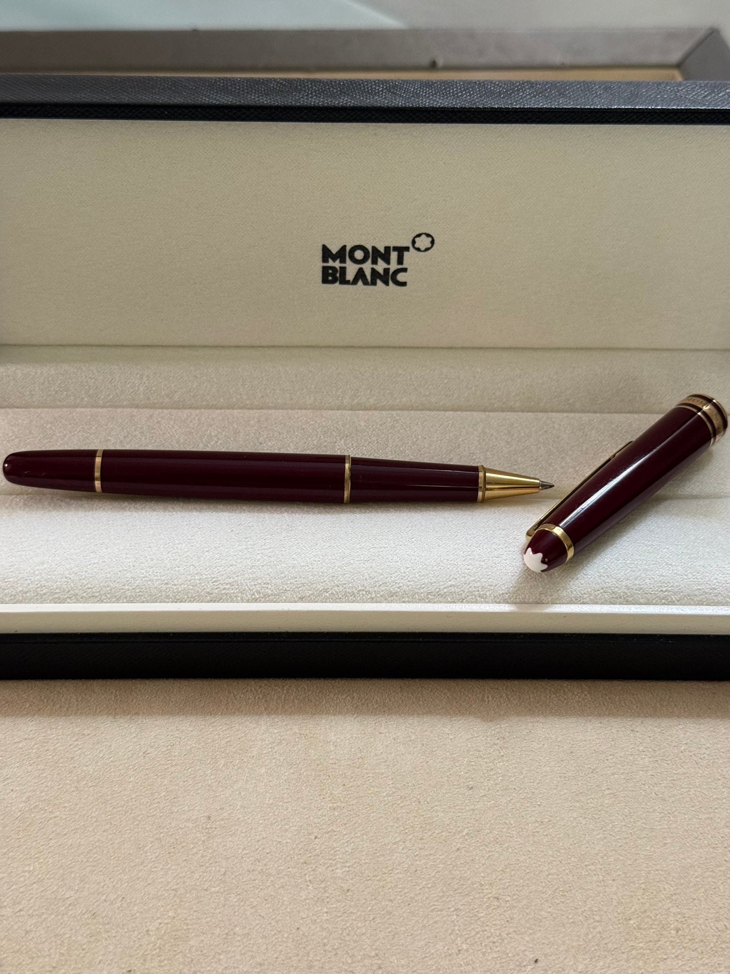 🟢 Pluma Montblanc Meisterstück Classique Chapado en Oro Amarillo (burgundy) w/Box 🟢