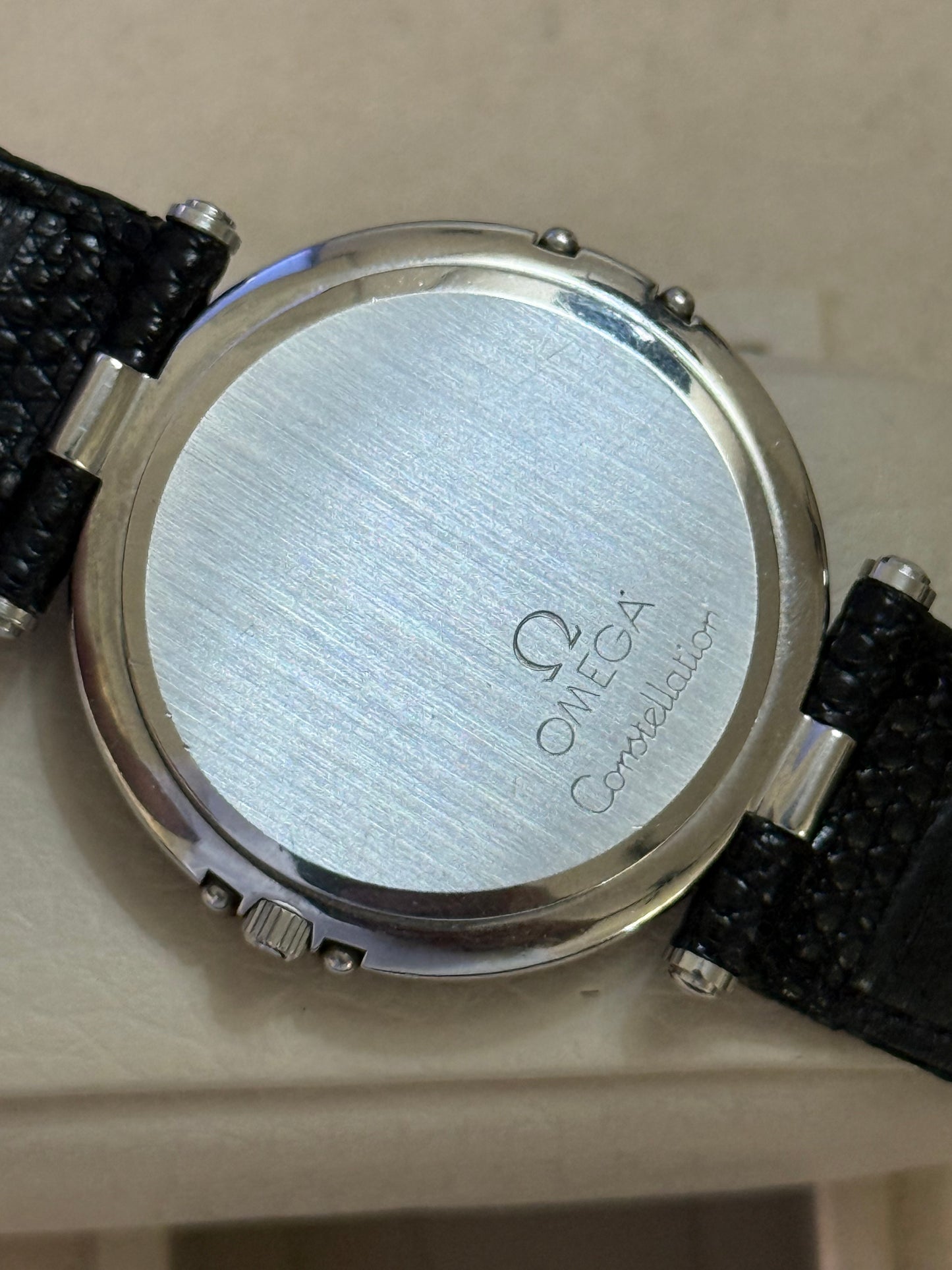 🟢 Omega Constellation Manhattan Reverse Panda Day & Date 🟢