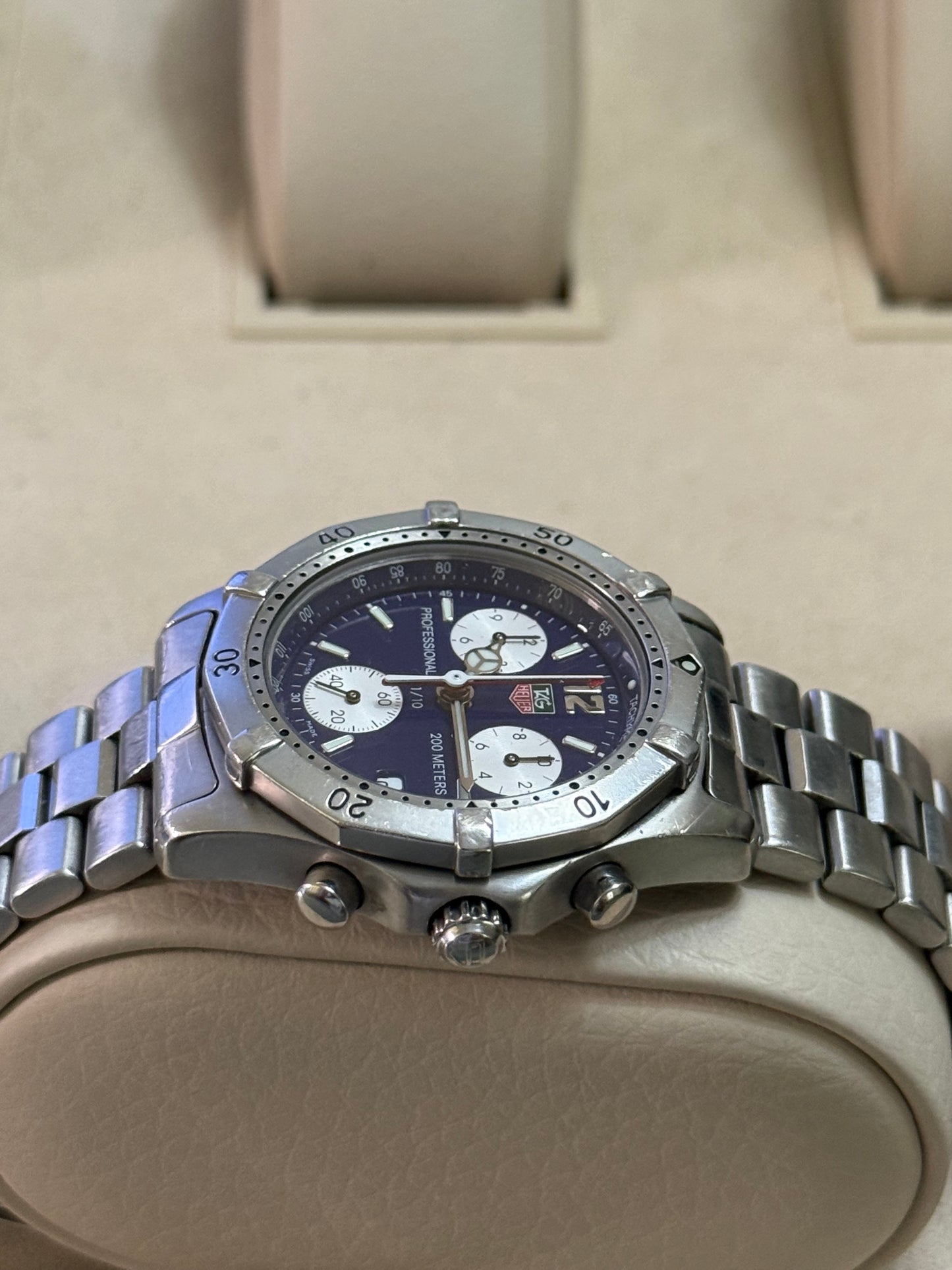 🟢 Tag Heuer Professional 200 Chrono “ Reverse Panda” 🟢