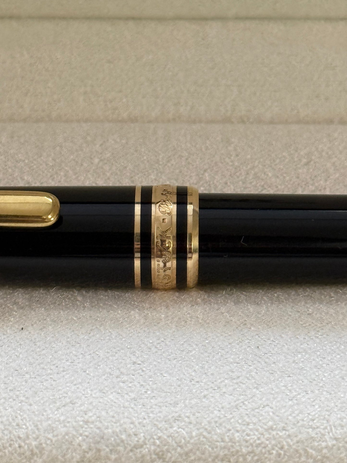 🟢 Pluma Montblanc Meisterstück Classique Giratoria Chapado en Oro Amarillo w/Box 🟢