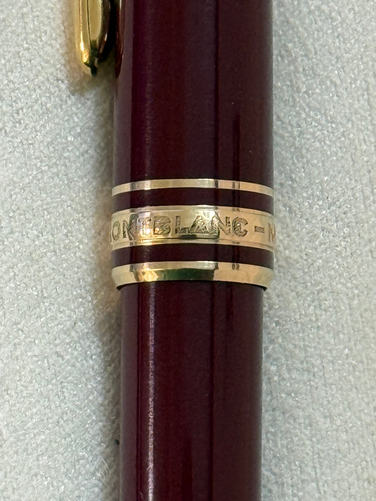 🟢 Pluma Montblanc Meisterstück Classique Chapado en Oro Amarillo (burgundy) w/Box 🟢