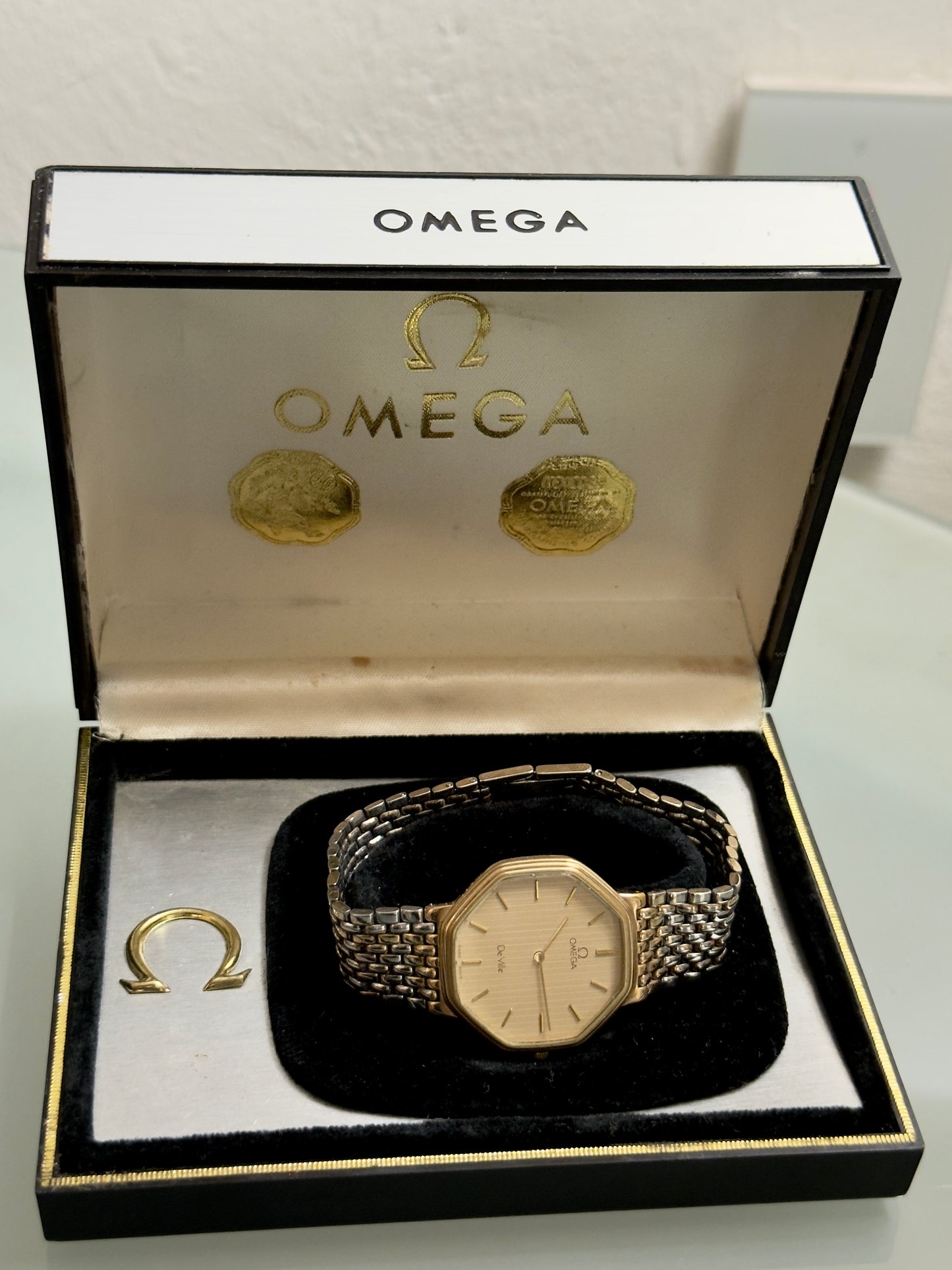 🟢 Omega DeVille Octagon w/Box 🟢