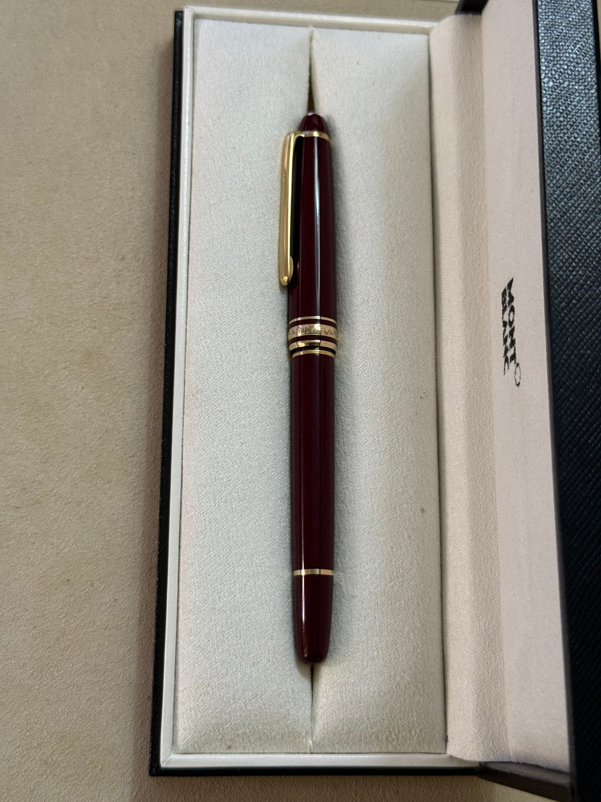 🟢 Pluma Montblanc Meisterstück Classique Chapado en Oro Amarillo (burgundy) w/Box 🟢