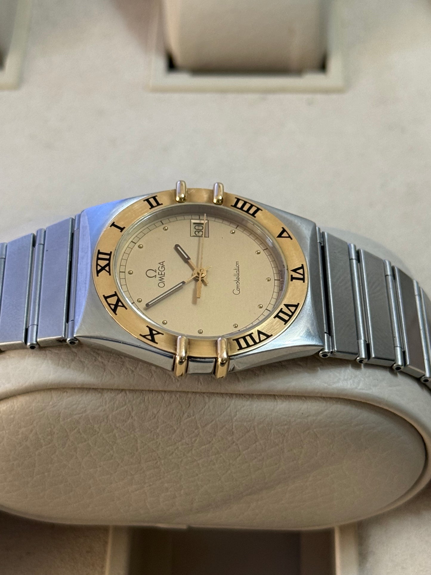 🟢 Omega Constellation Manhattan Oro 🟢