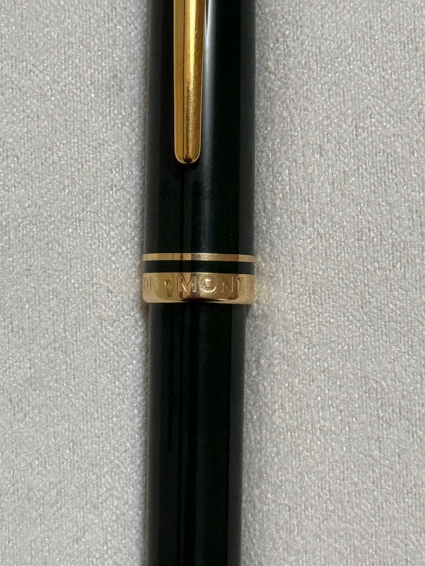 🟢 Pluma Montblanc Meisterstück VERDE Giratoria Chapado en Oro Amarillo w/Box 🟢