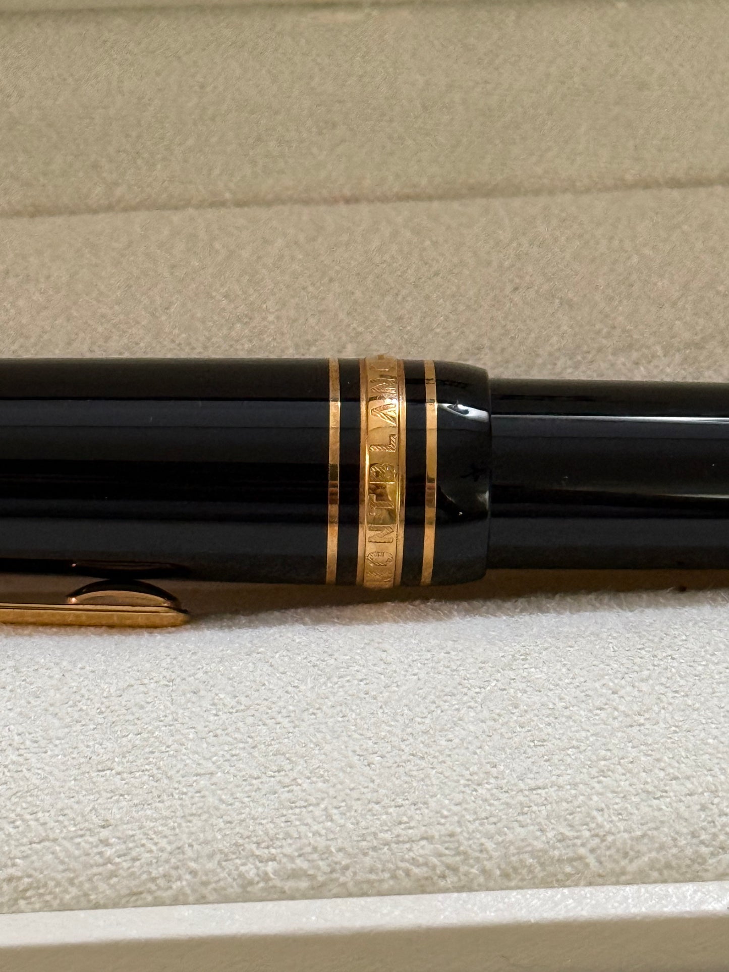 🟢 Pluma Montblanc Meisterstück LeGrand (XL) Giratoria Chapado en Oro Amarillo w/Box 🟢