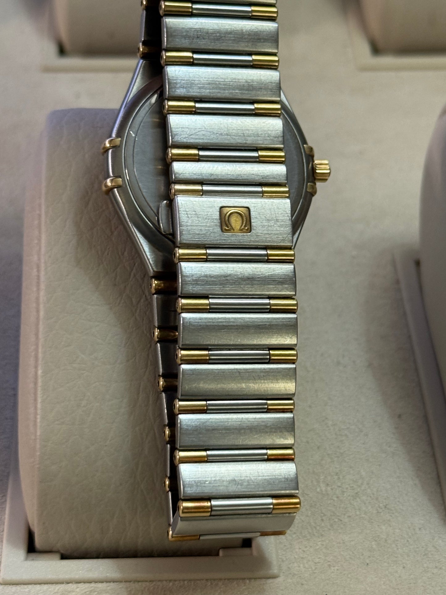 🟢 Omega Constellation Manhattan Barras de Oro 18K (moderno) Box & Papers 🟢