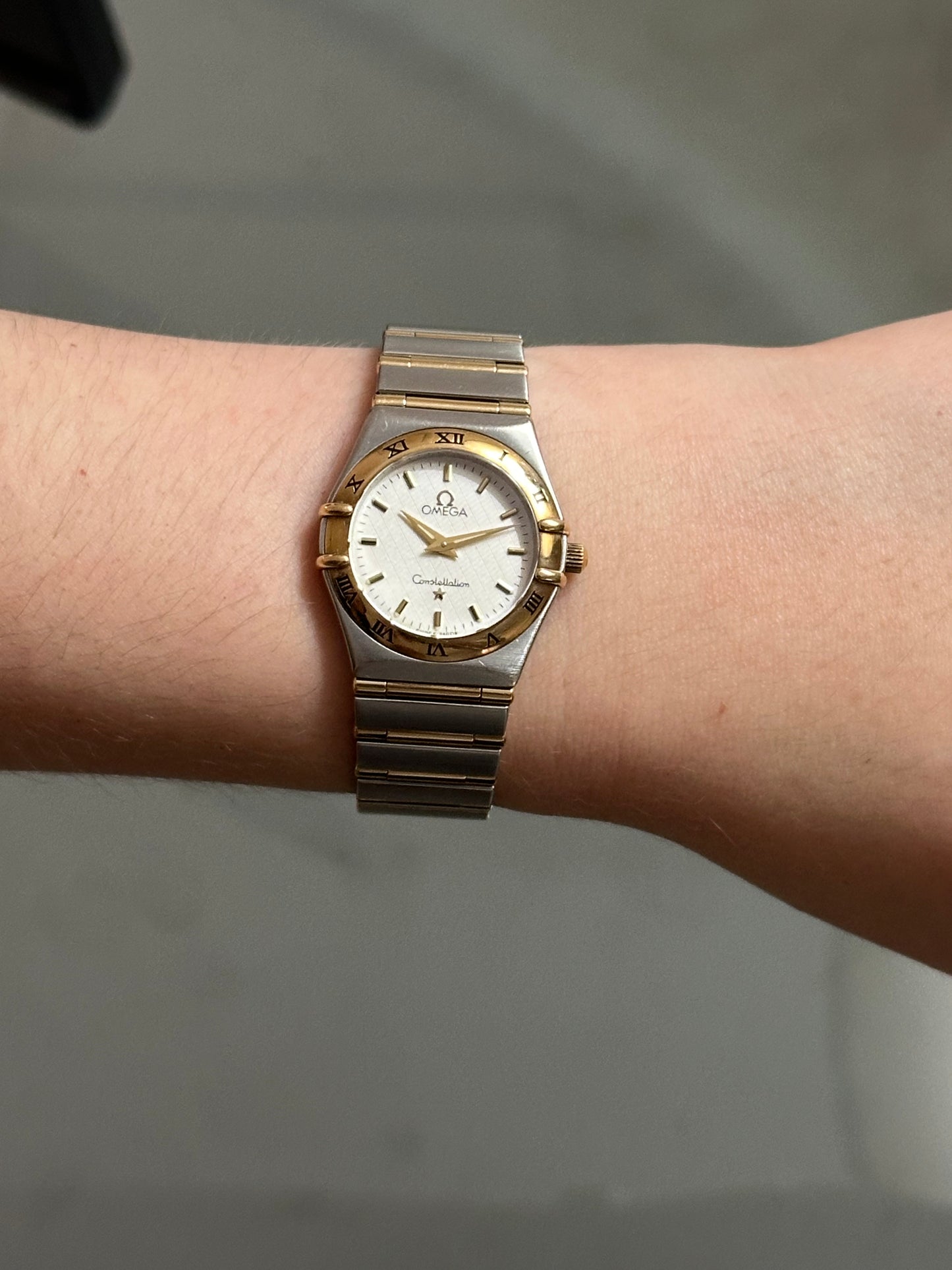🟢 Omega Constellation Manhattan Lady Two Tone Barras de Oro + Box, Manual y Cubre Polvo 🟢