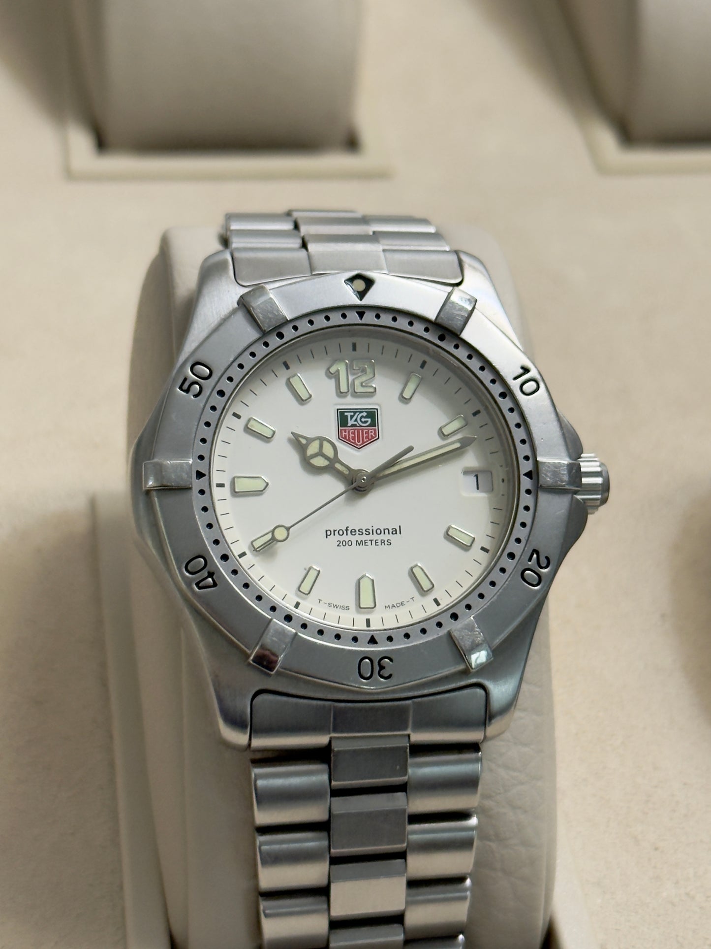 🟢 Tag Heuer Professional 200 🟢