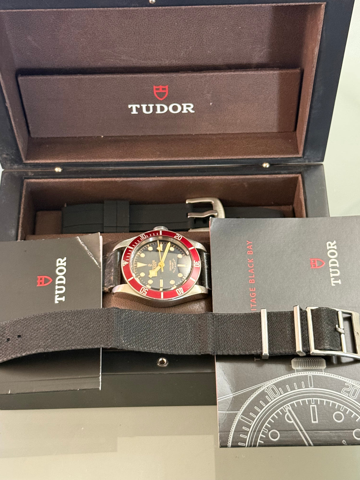 🟢 Tudor Black Bay Burgundy + Caja y Manuales 🟢